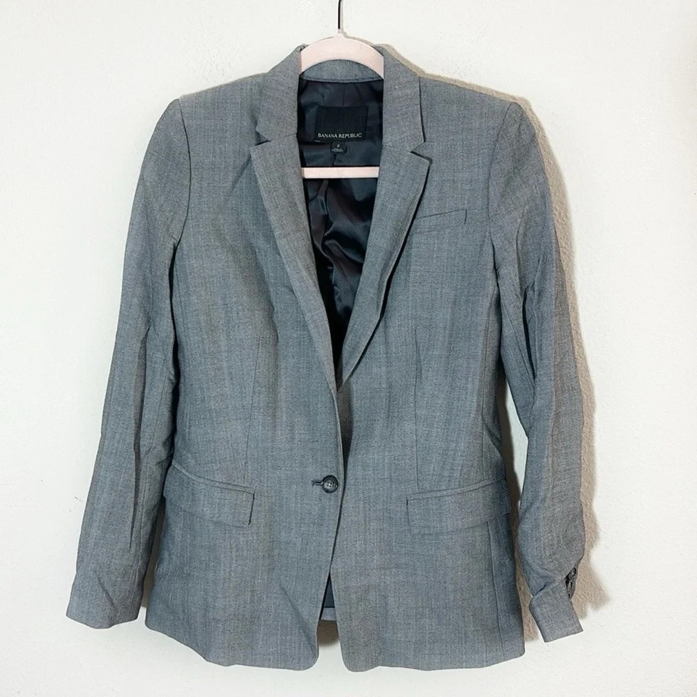 Banana Republic Wool Blazer in dark grey size 2
